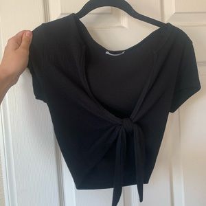 Swindlers crop tie front shirt / size small